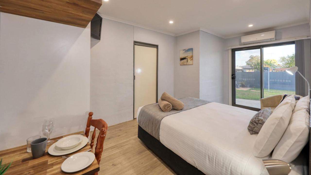 Parkes Federation Motel Eksteriør bilde